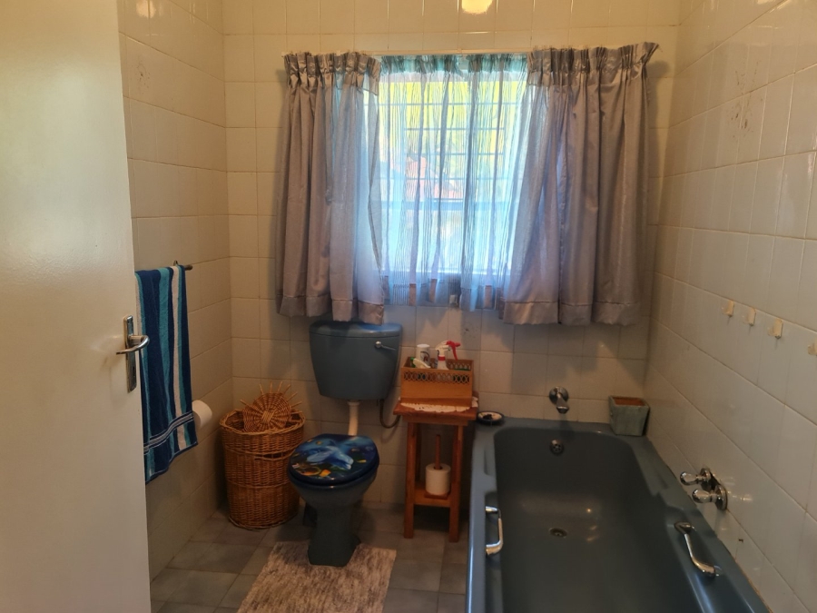 4 Bedroom Property for Sale in Safari Gardens North West